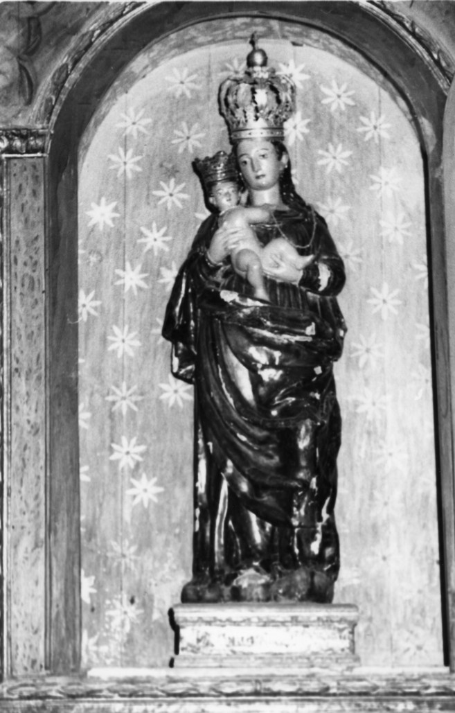 Madonna di mondovì, madonna con bambino (scultura)