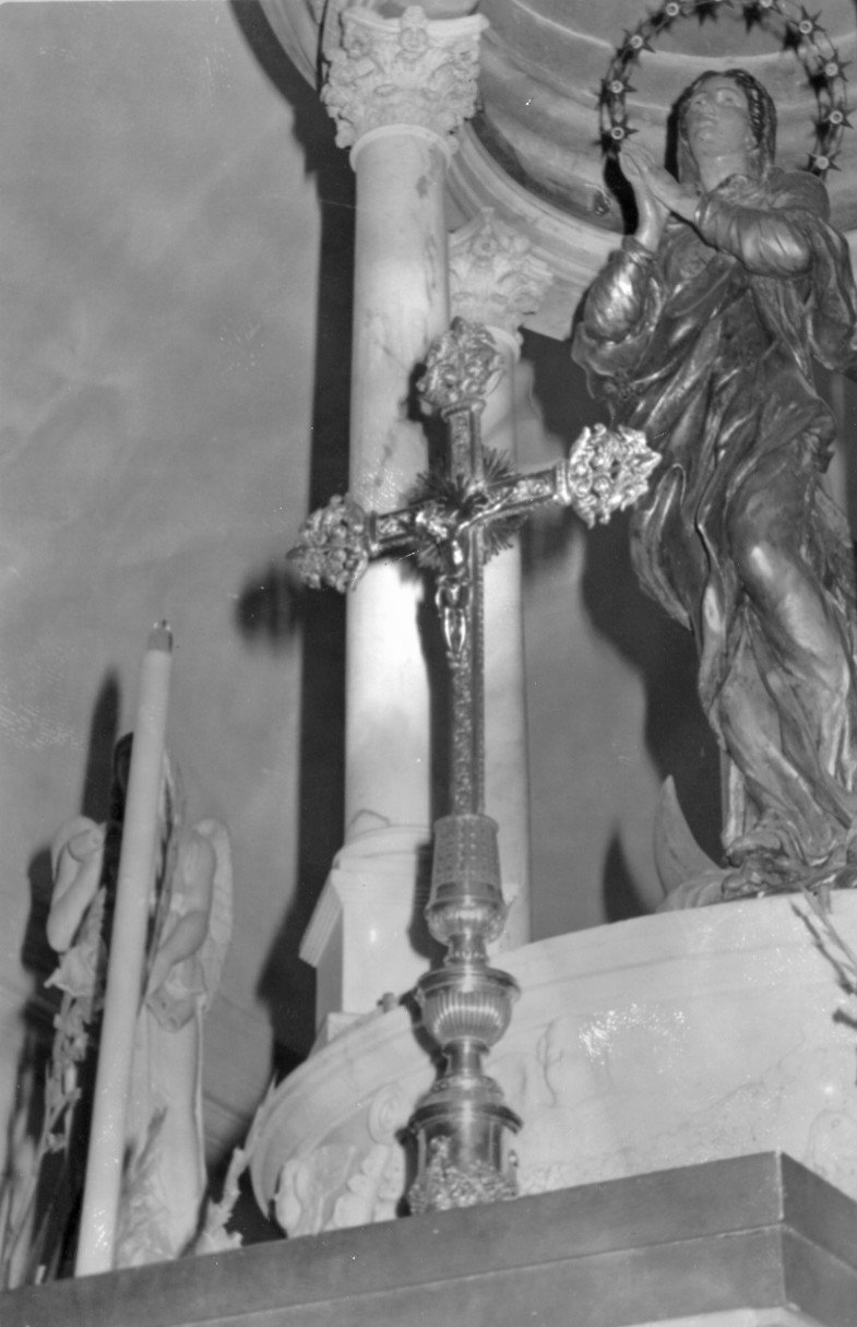 Croce d'altare