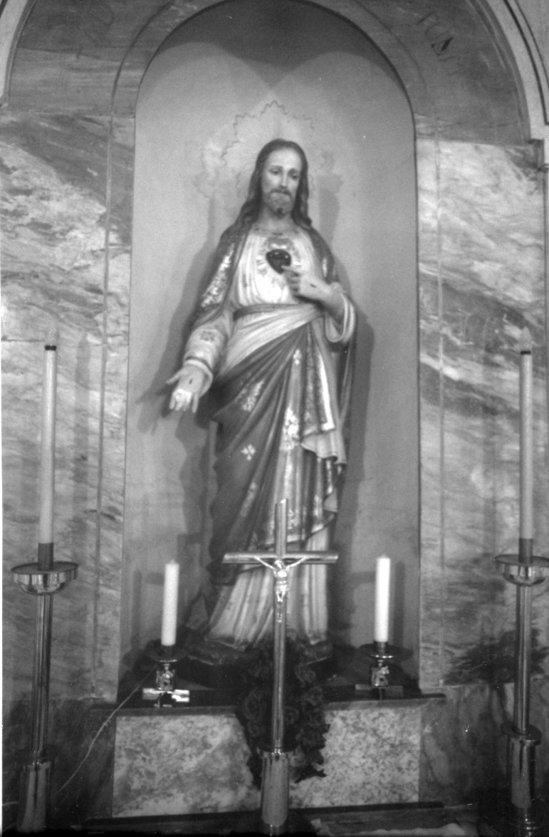 Sacro cuore di gesù (statua)