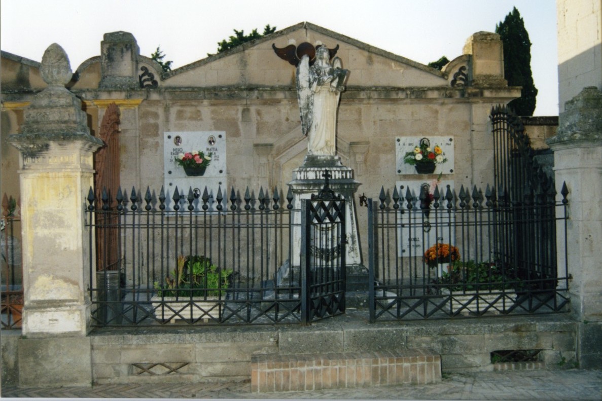 Monumento funebre