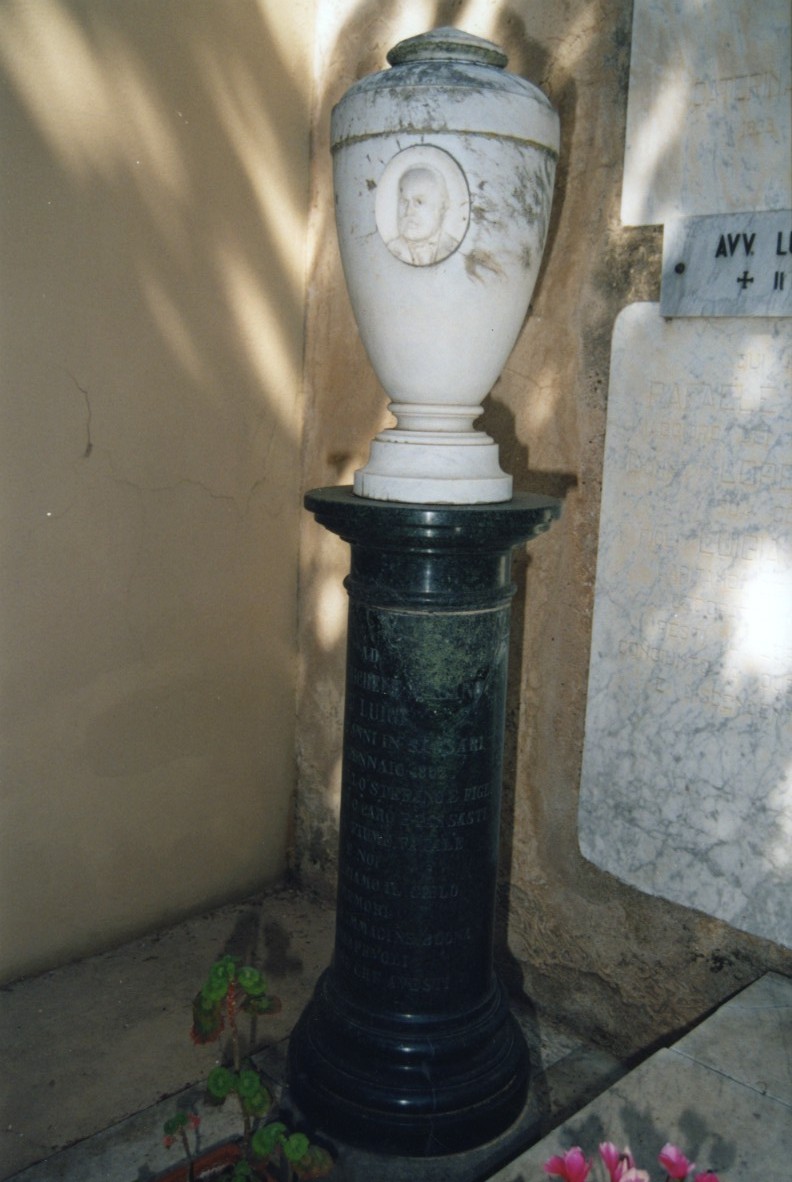 Monumento funebre, elemento d'insieme
