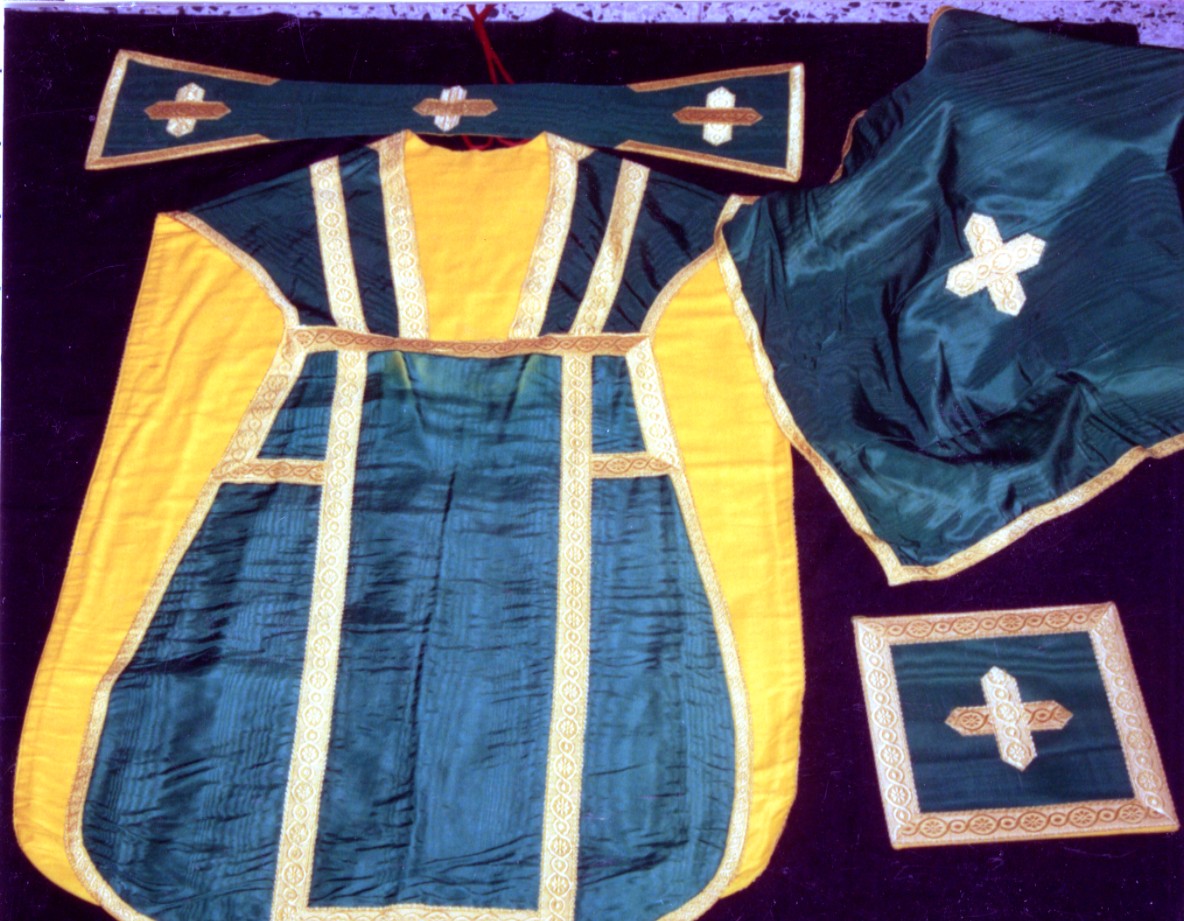 Paramento liturgico, insieme