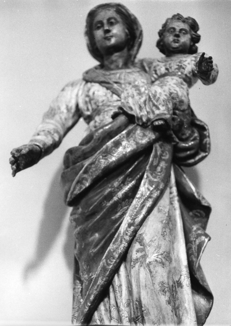 Madonna con bambino (scultura)