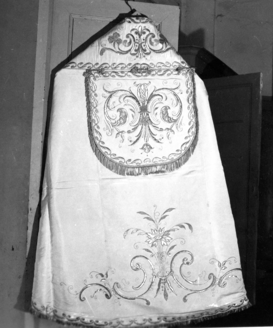 Paramento liturgico, insieme