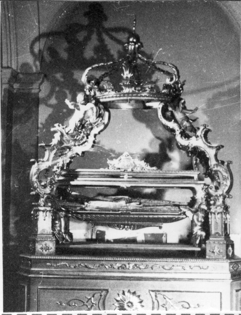 Baldacchino, insieme