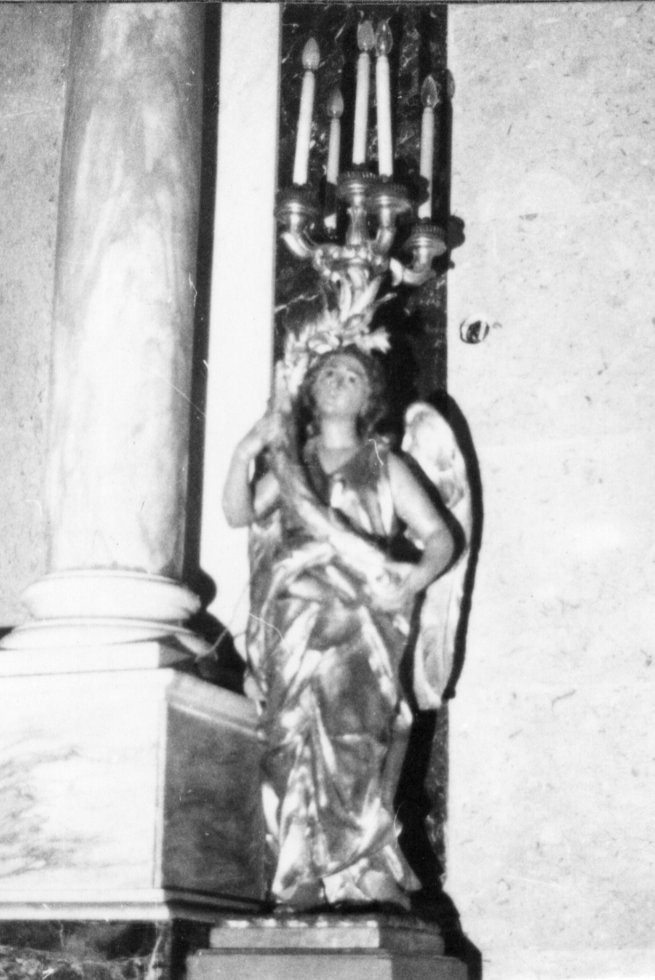 Angelo reggicandelabro (scultura, serie)