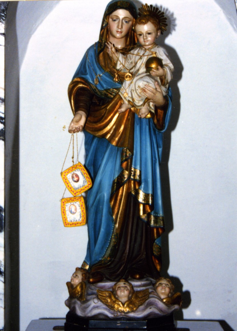 Madonna del carmelo (statua)