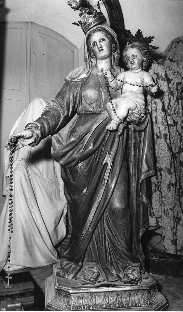 Madonna del rosario (scultura)