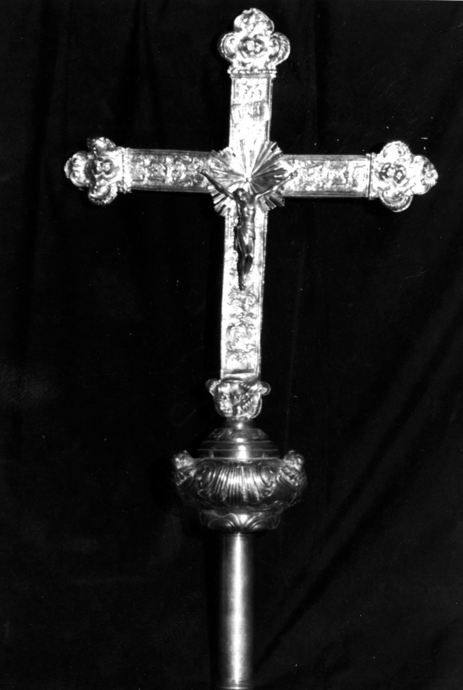 Croce processionale