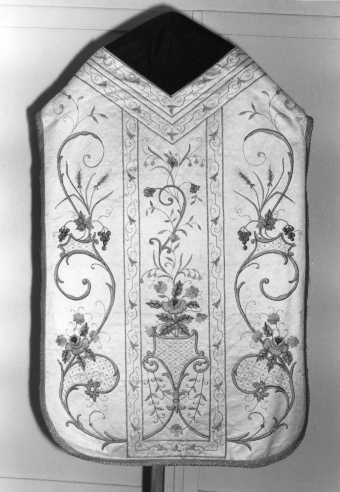 Paramento liturgico, insieme