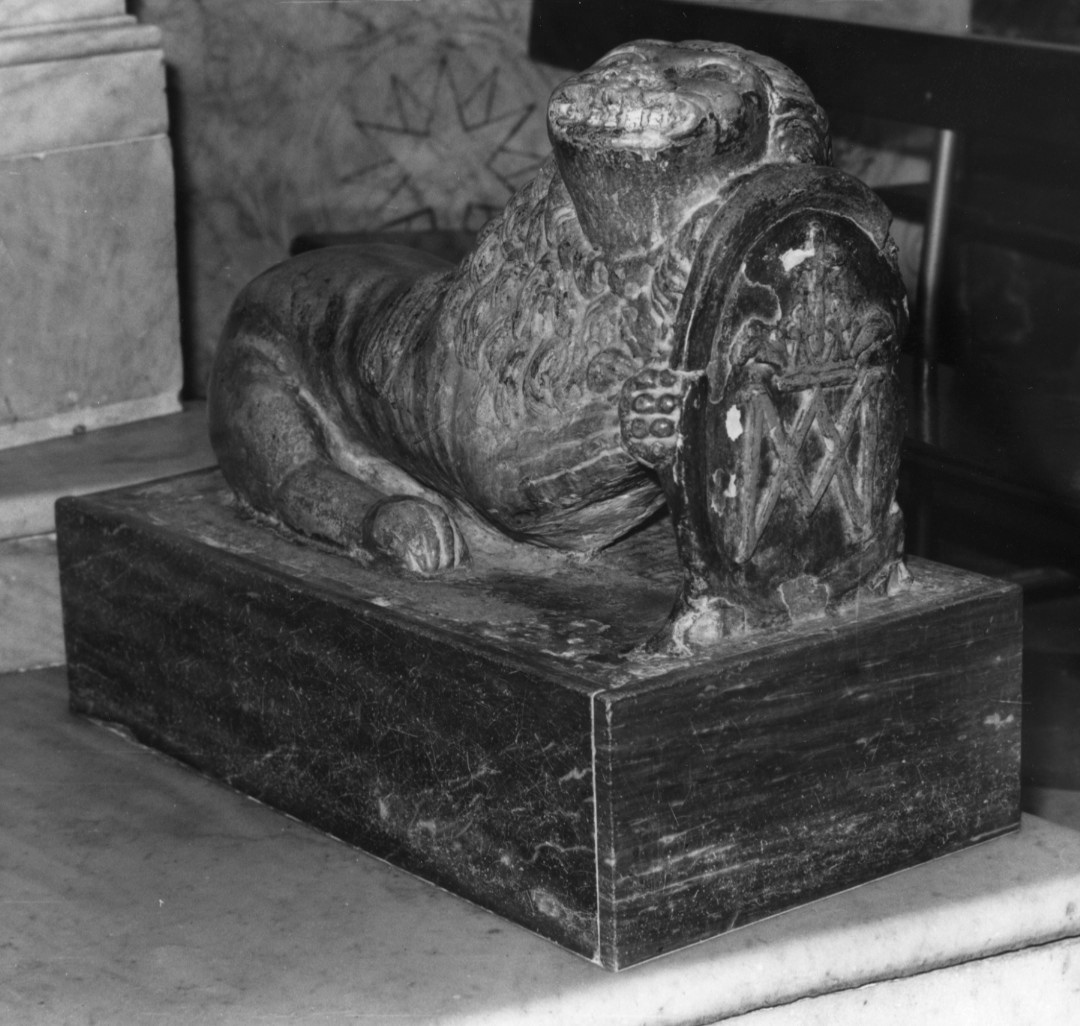 Leoni (scultura, coppia)