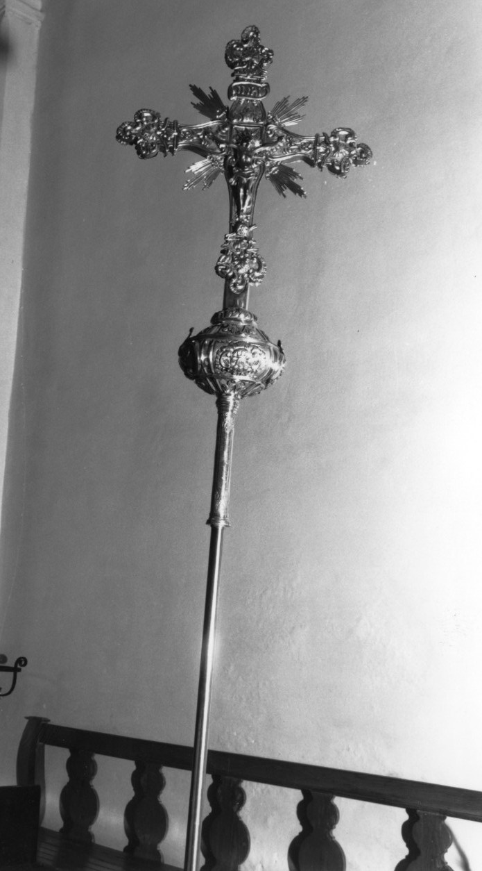 Croce processionale