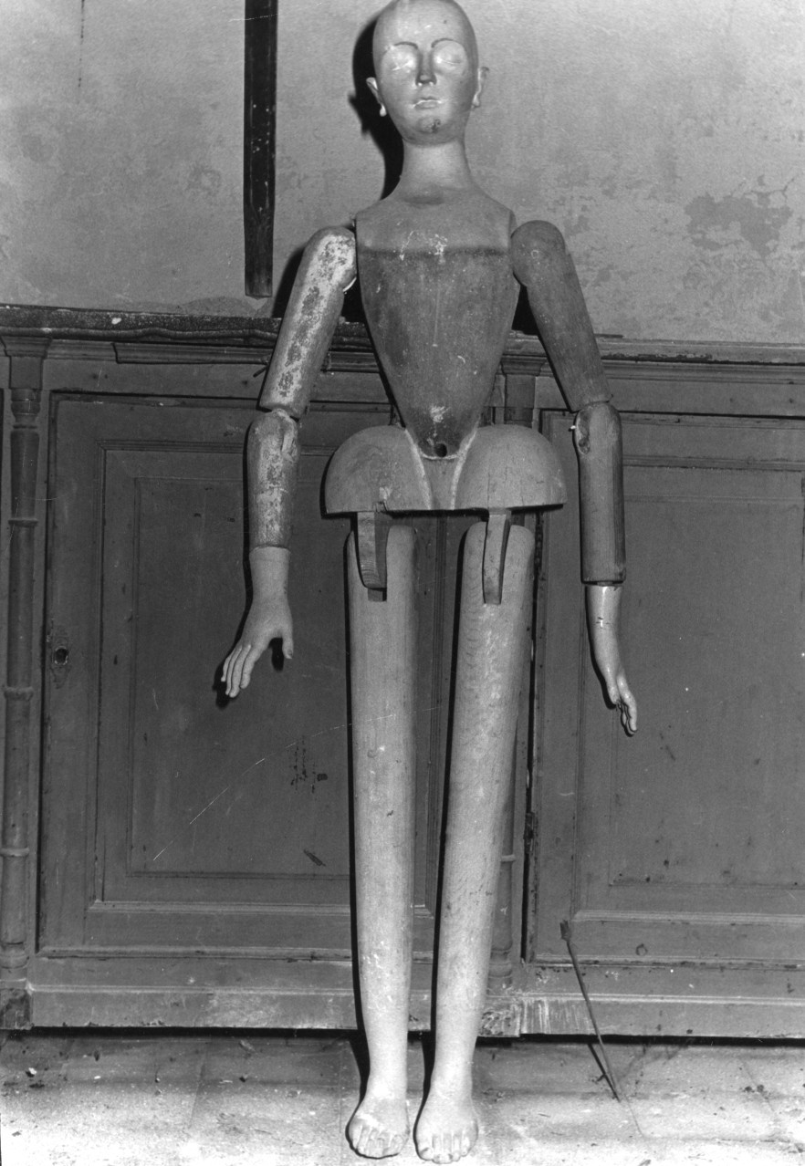 Madonna assunta (manichino)