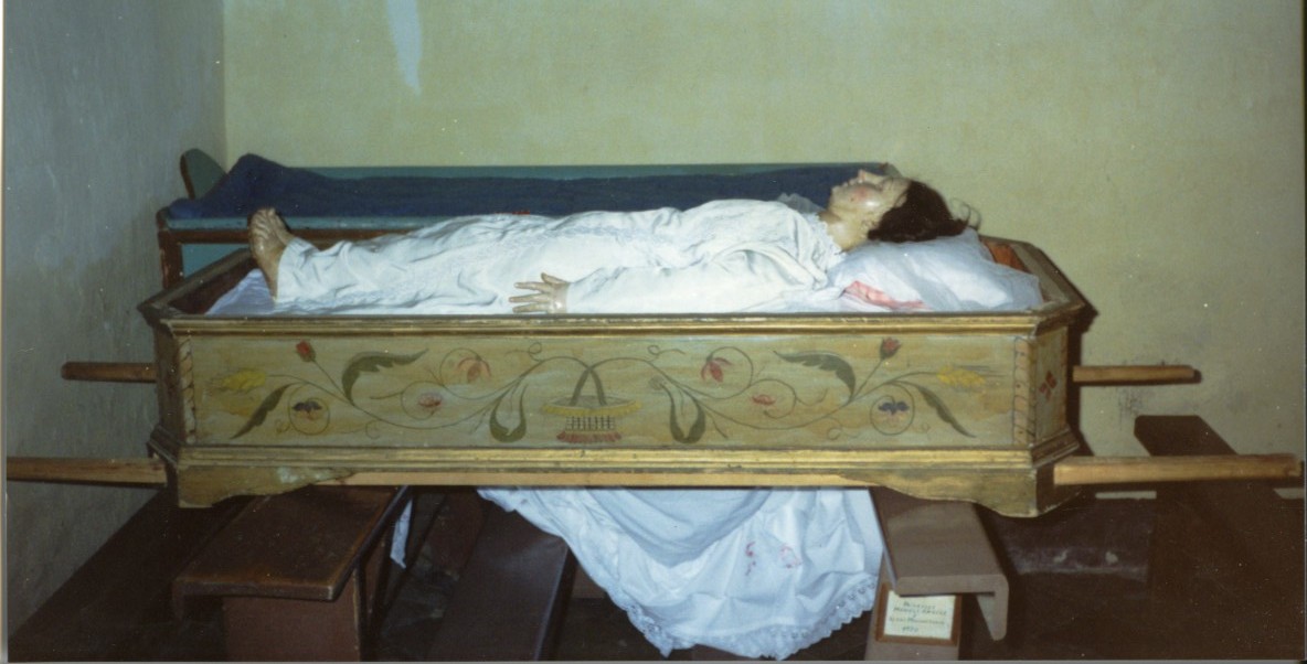 Madonna assunta (manichino)