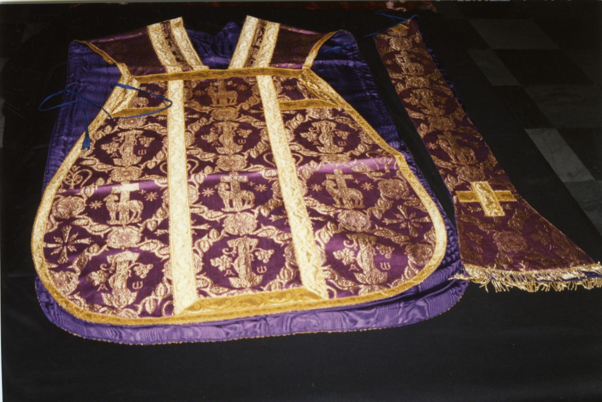 Paramento liturgico, insieme