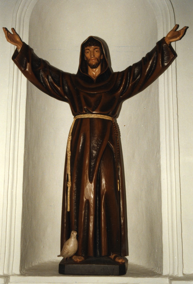San francesco d'assisi (statua)