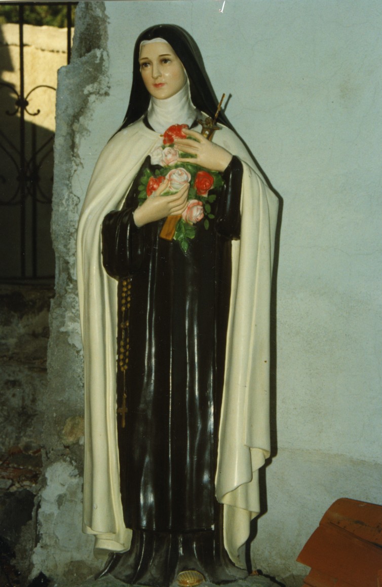 Santa teresa di gesù bambino (statua)