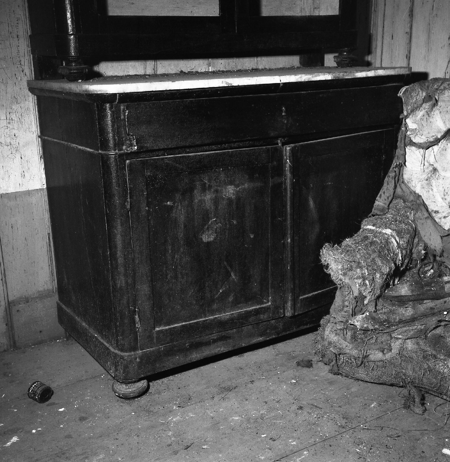 Base di credenza