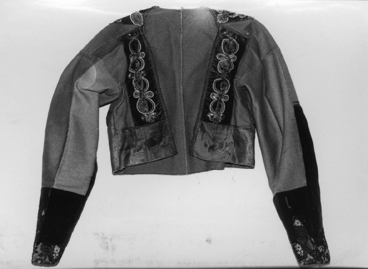 Giubbetto, costume femminile