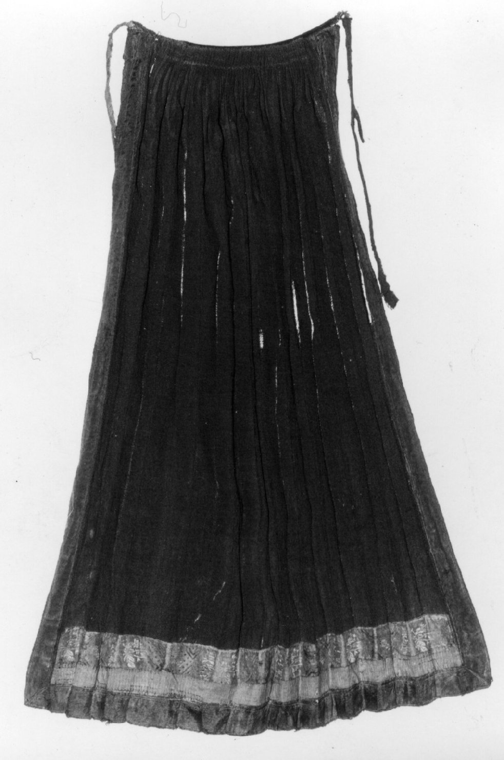 Grembiule, costume femminile