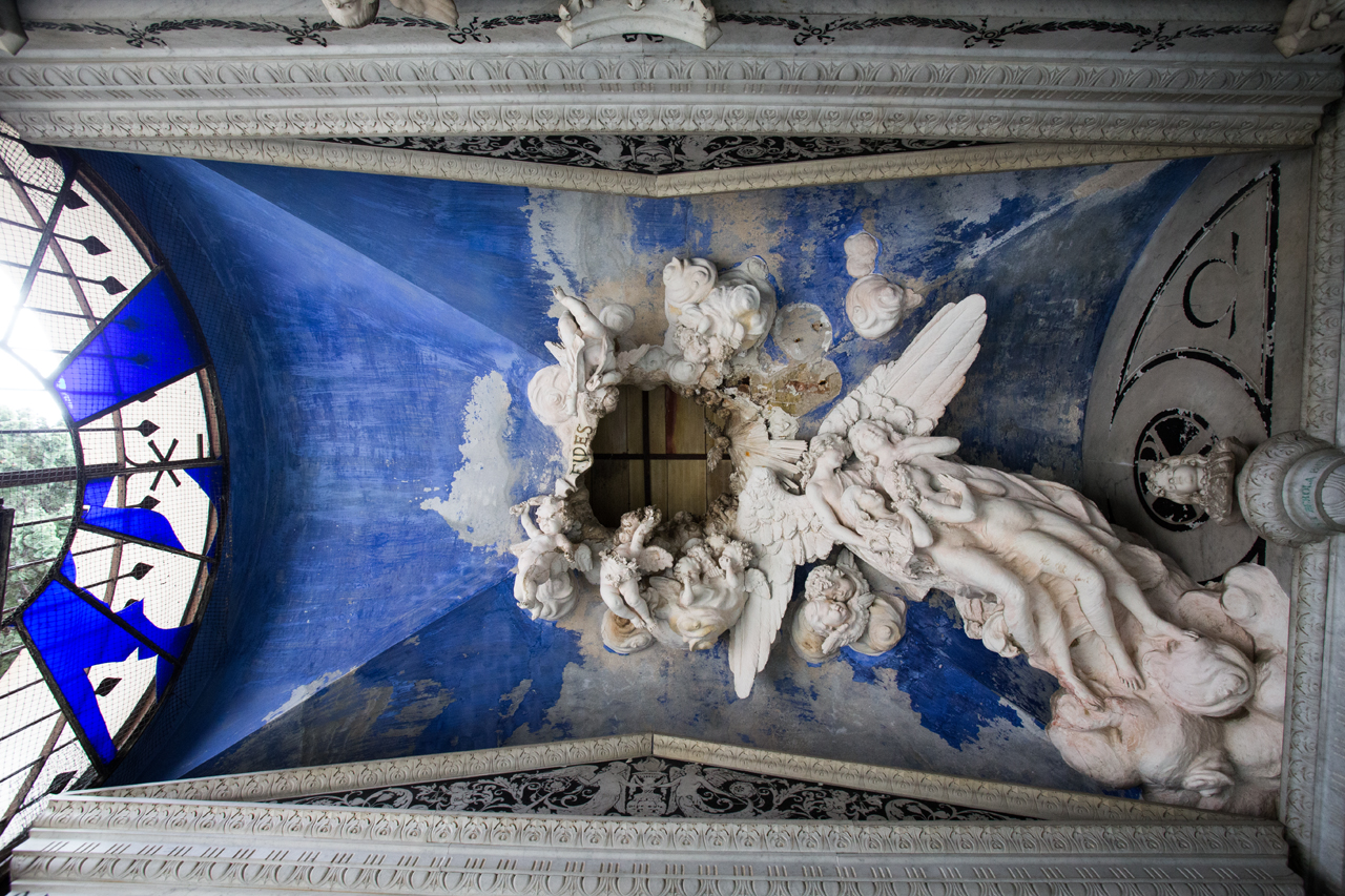 gloria di angeli, elementi decorativi antropomorfi (decorazione plastica, elemento d'insieme) di Sartorio Giuseppe (sec. XIX)