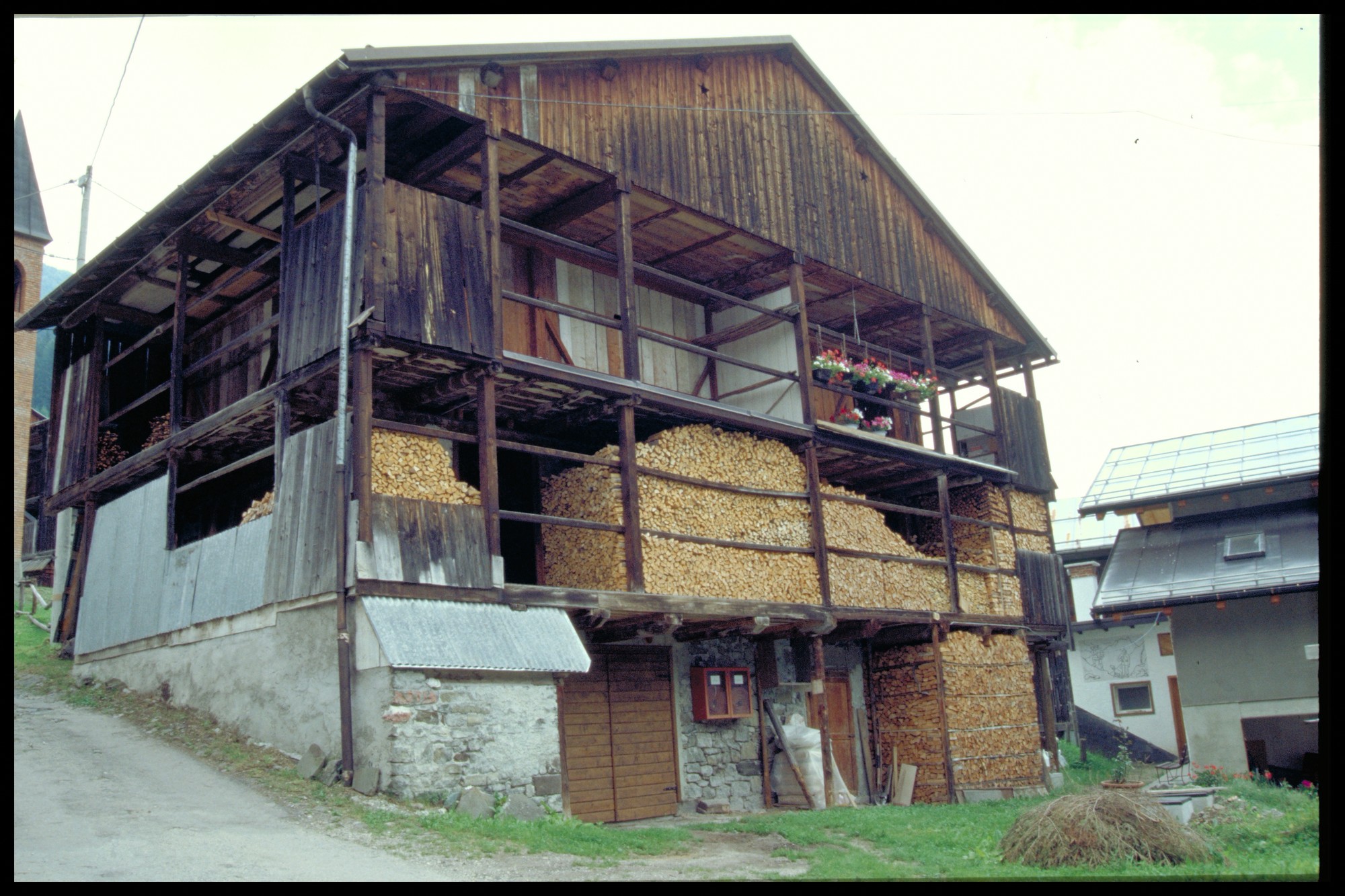 lancia, sauroter (primo quarto III a.C)