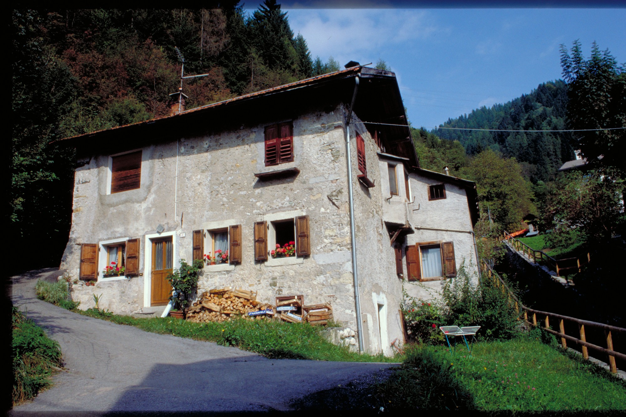 casa rurale (abitazione//fienile, rurale) - Agordo (BL) 