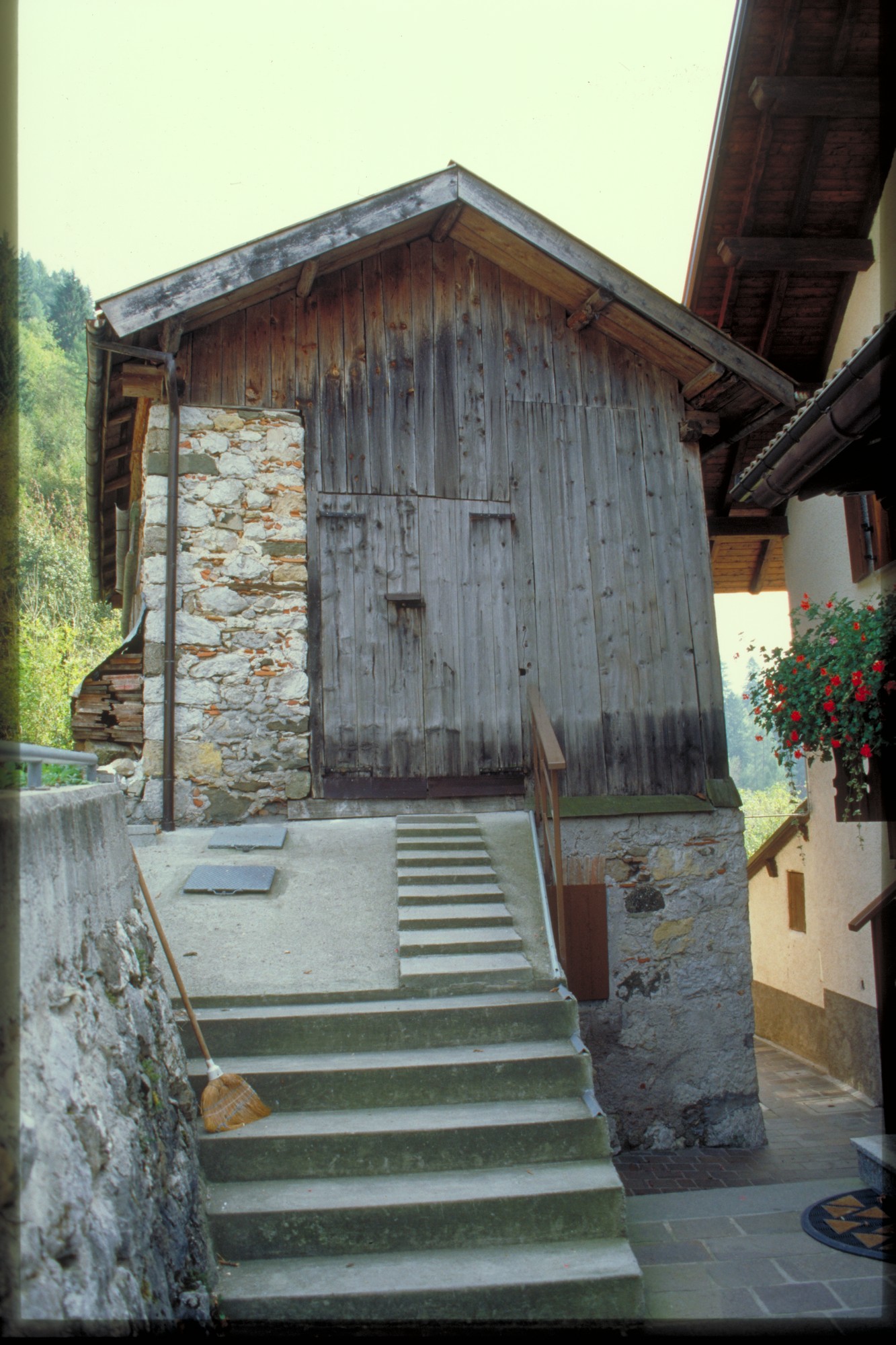 stalla fienile (fienile//stalla, rurale) - Agordo (BL) 