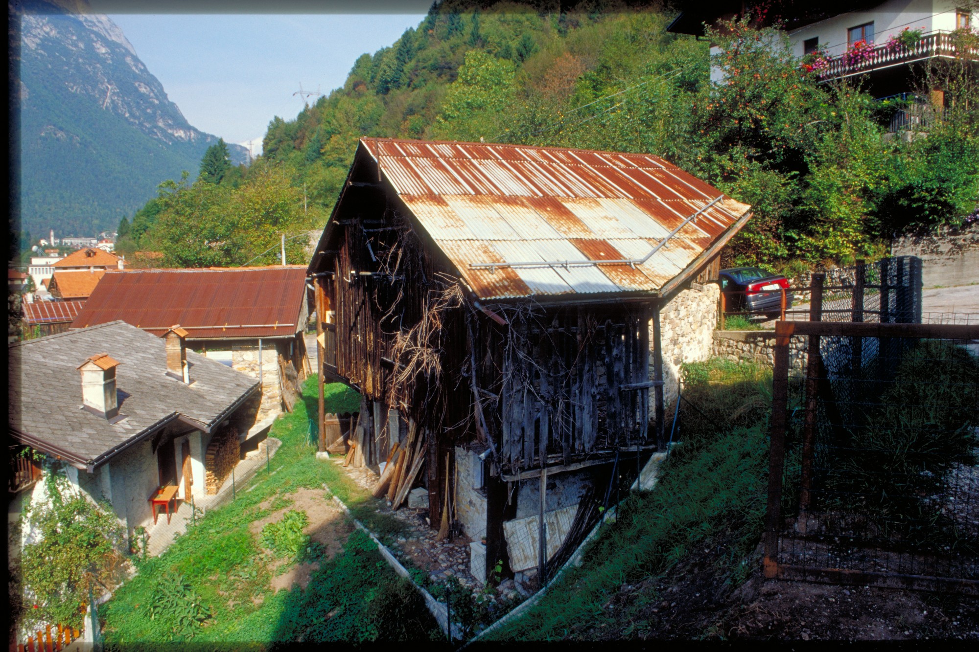 stalla fienile (fienile//stalla, rurale) - Agordo (BL) 