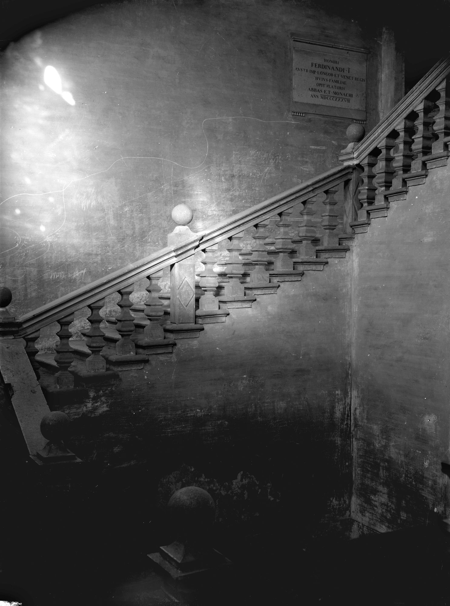 Monastero. Dettaglio dello scalone (negativo) di Gabinetto fotografico (XX)