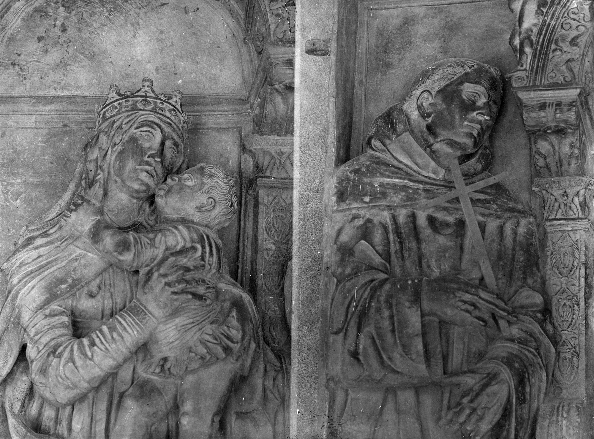 Chiesa San Francesco. Bronzo di Bartoli Bellano (negativo) di Gabinetto fotografico (XX)