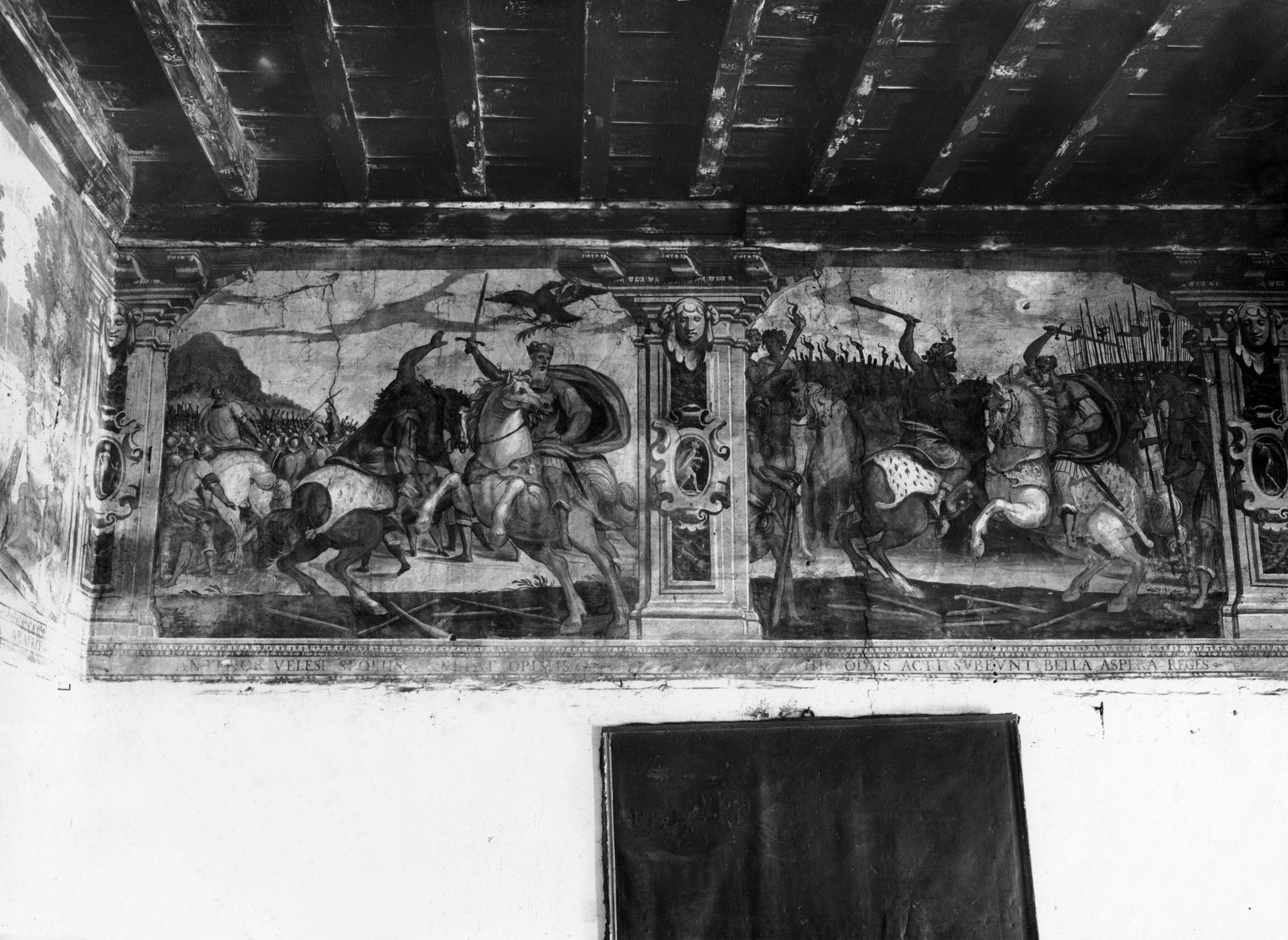 Ex convento dei Servi. Affreschi. Storia di Antenore e l' incendio di Troia (negativo) di Gabinetto fotografico (XX)