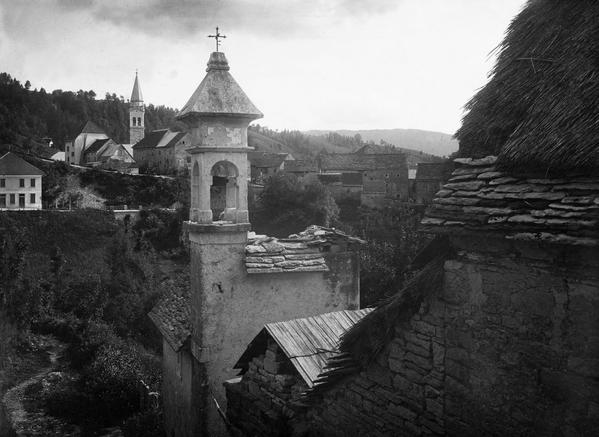 Tambre d'Alpago. Vedute di Tambre visto da Tambur (negativo) di Gabinetto fotografico (XX)