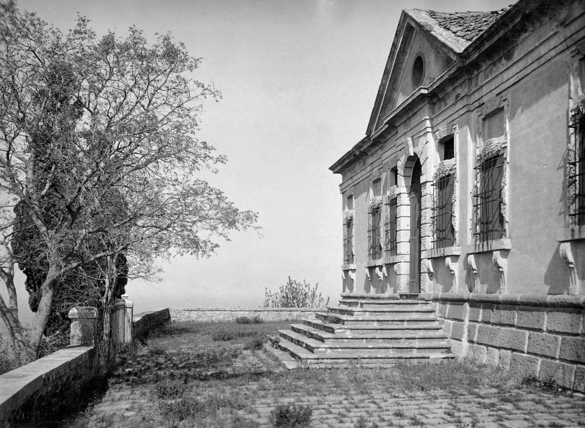 Este. Ville del principe ora Grandi (negativo) di Gabinetto fotografico (XX)