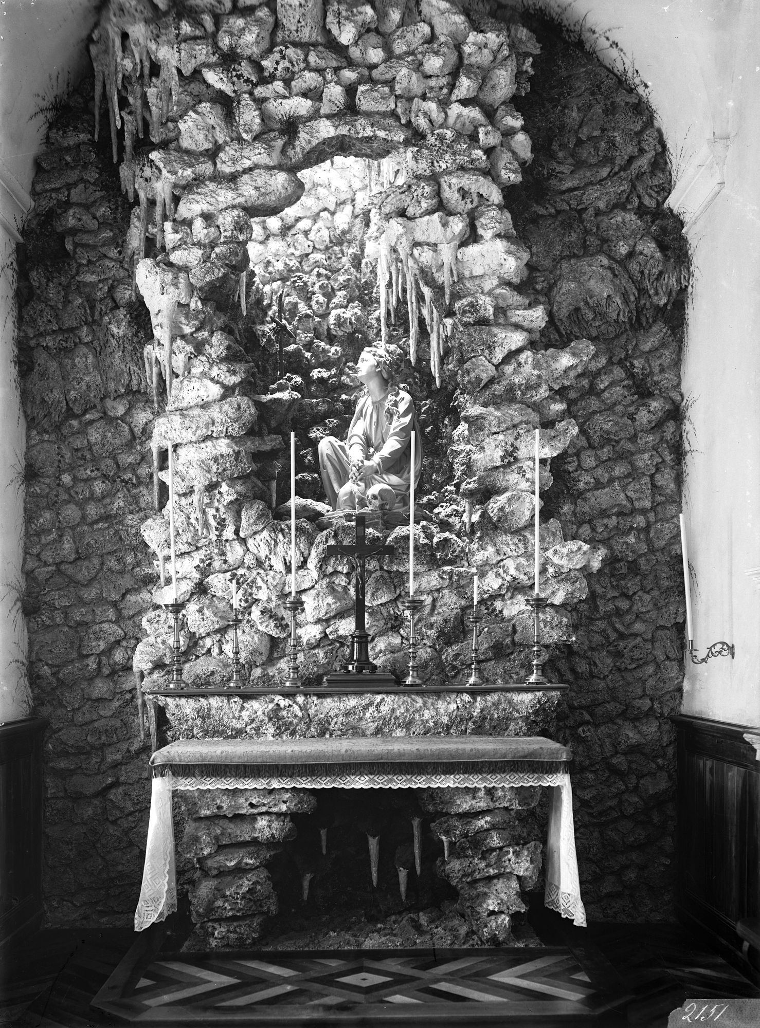 Abbazia Certosina di Vedana. Vedute interne, chiostri, dipinti ed altri oggetti d'arte (negativo) di Ing. Ongaro (XX)