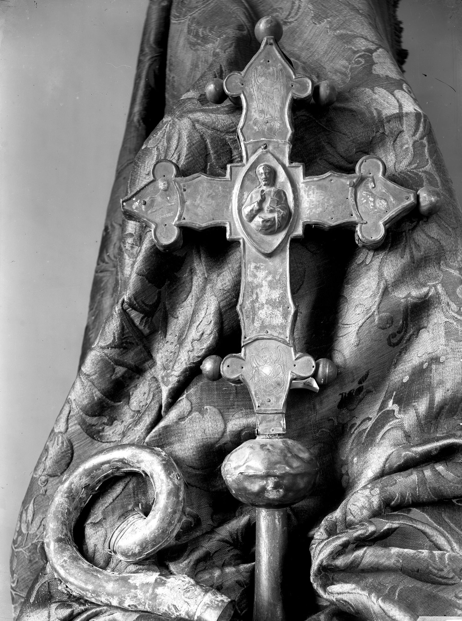 Prof. Luigi Bailo. Croce e manico di pastorale (negativo) di Gabinetto fotografico (XX)