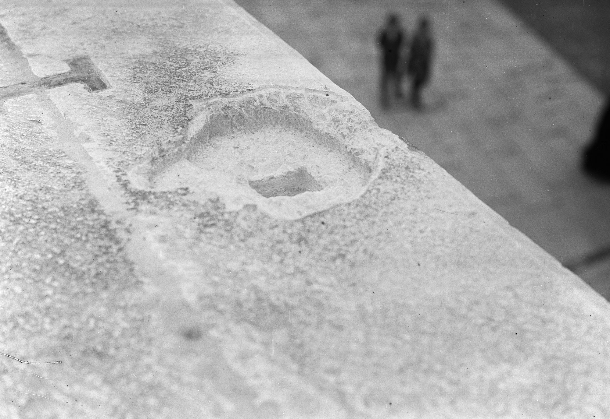 Monumento Gattamelata. Ricollocamento al posto del cavallo equestre e della figura del Gattamelata (negativo) di Gabinetto fotografico (XX)