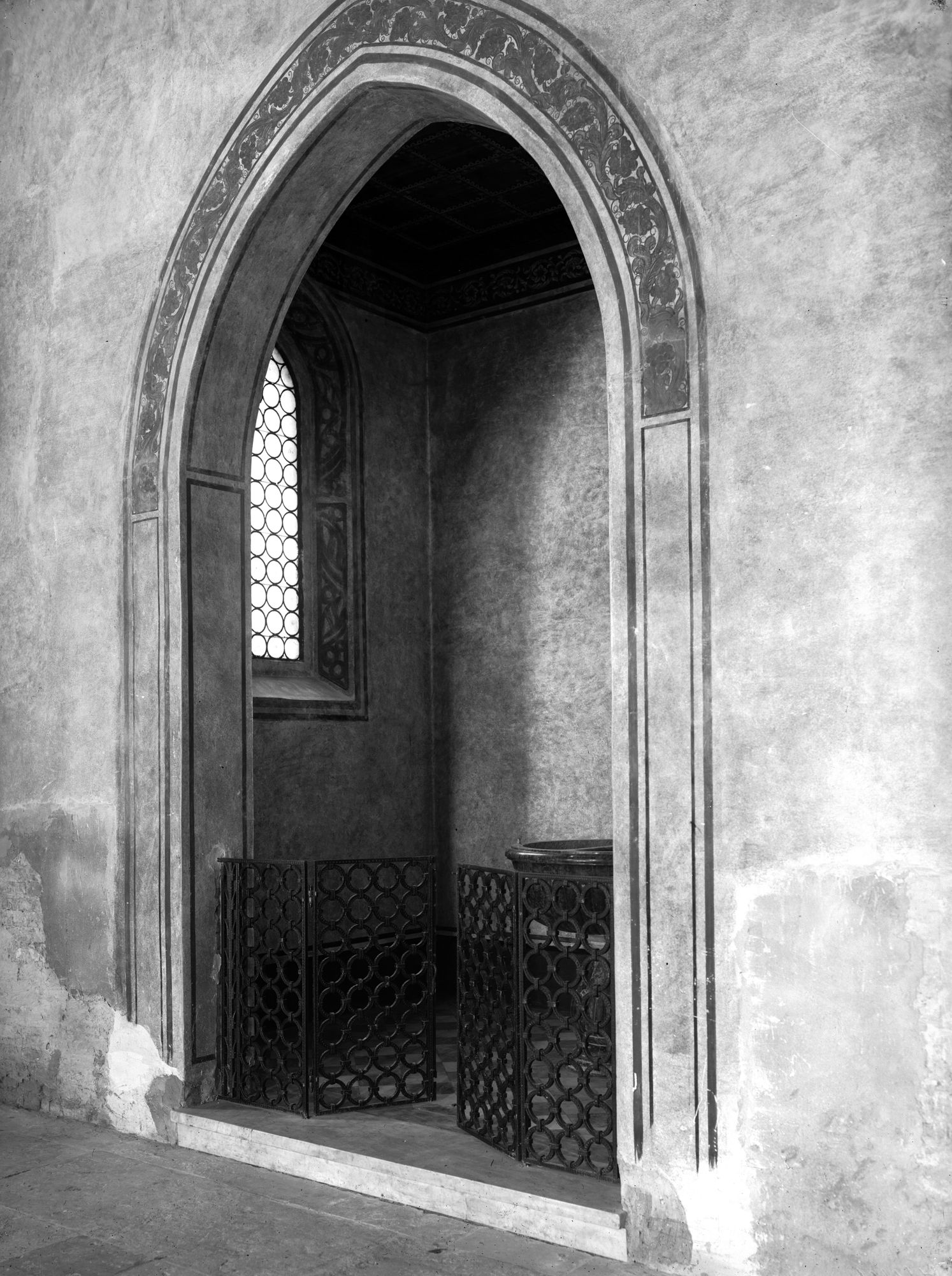 Oderzo. Chiesa San Giovanni. Il Battistero (negativo) di Gabinetto fotografico (XX)