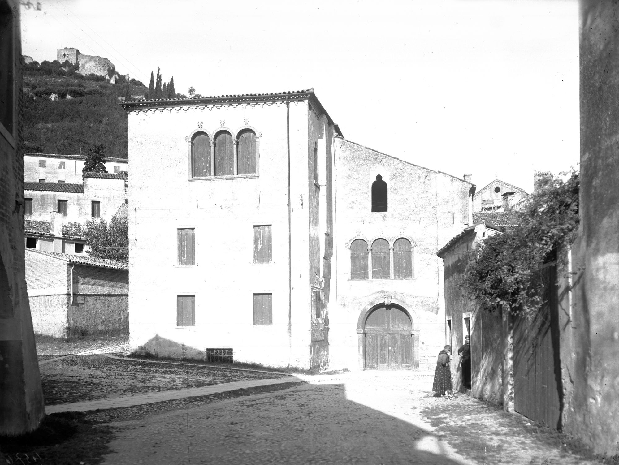 Monselice. Casa Gallo. Facciata sec. XVI (negativo) di Gabinetto fotografico (XX)