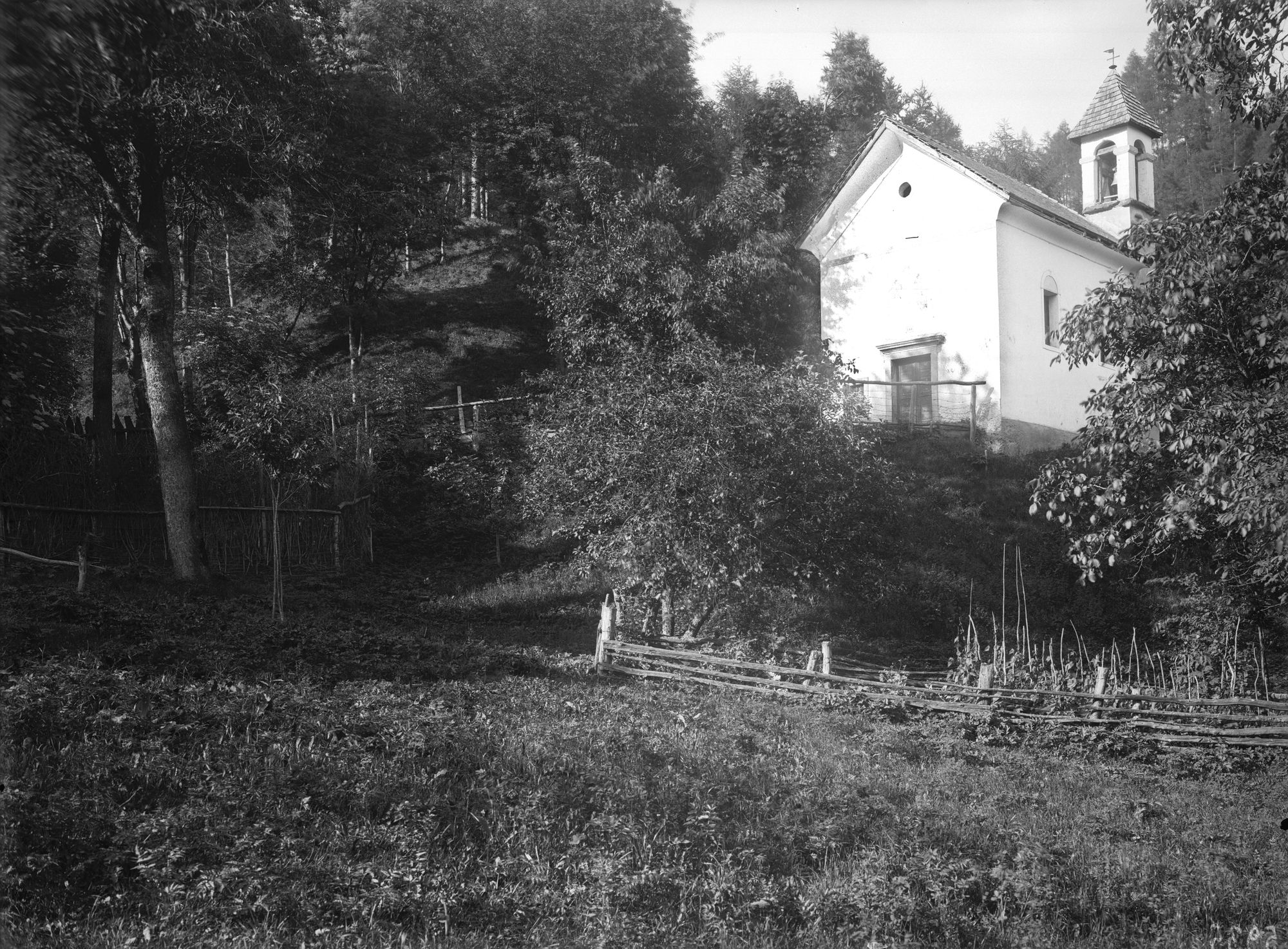 Deppo. Chiesetta della Madonna della Salute (negativo) di Gabinetto fotografico (XX)