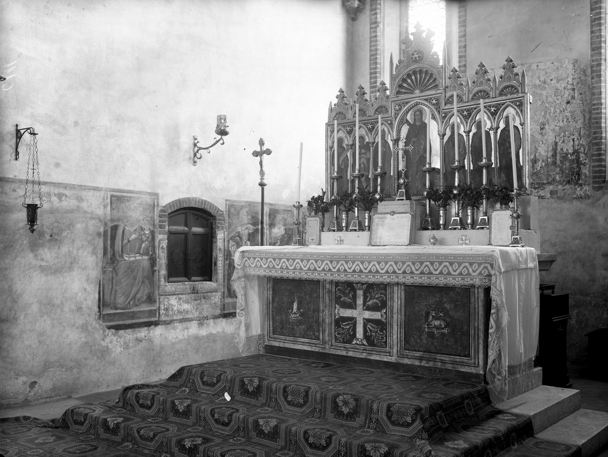 Monselice. Duomo. Esterni, interni e affreschi del coro dopo il restauro (negativo) di Gabinetto fotografico (XX)