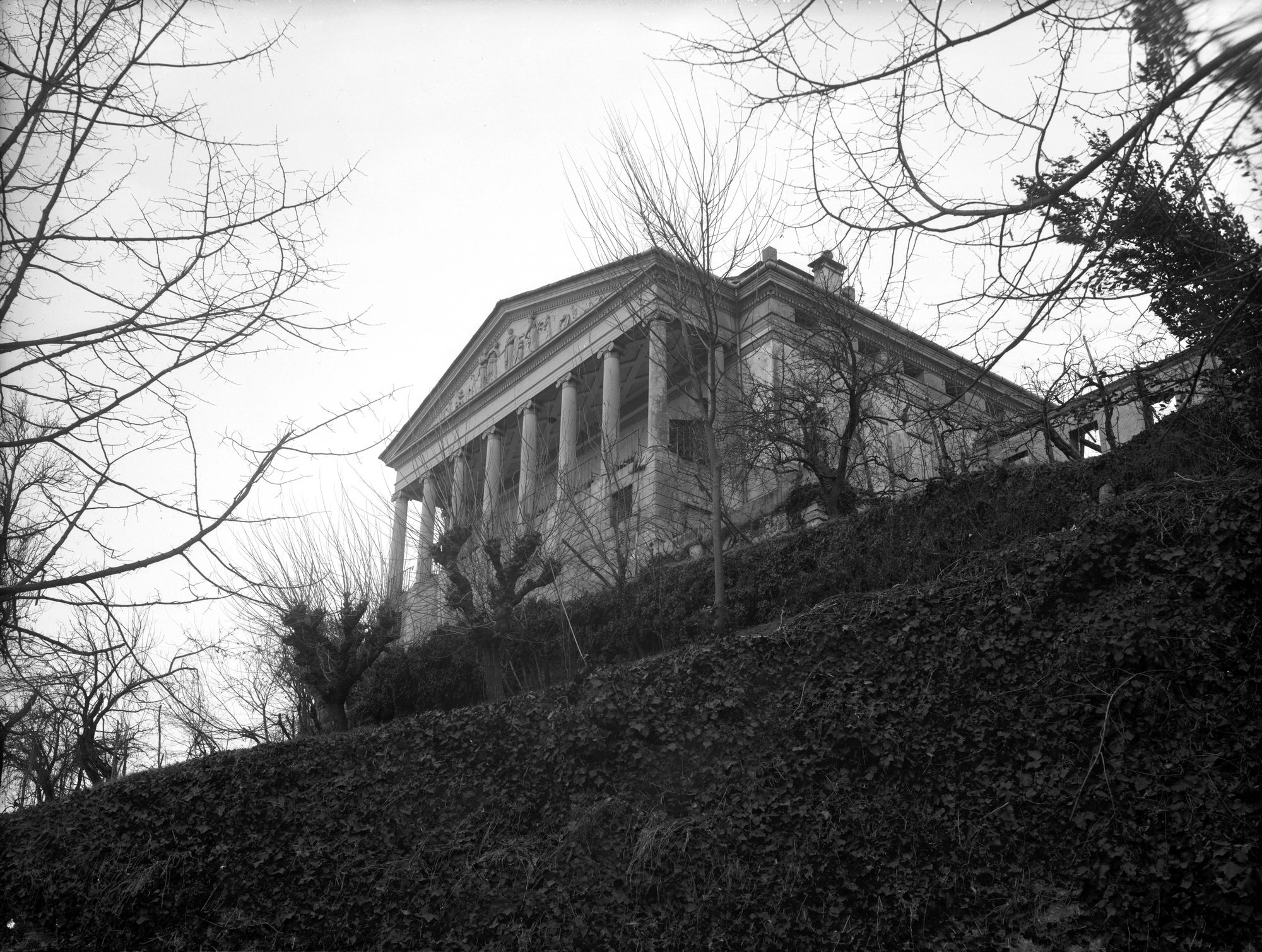 Villa Gera. La facciata (negativo) di Gabinetto fotografico (XX)
