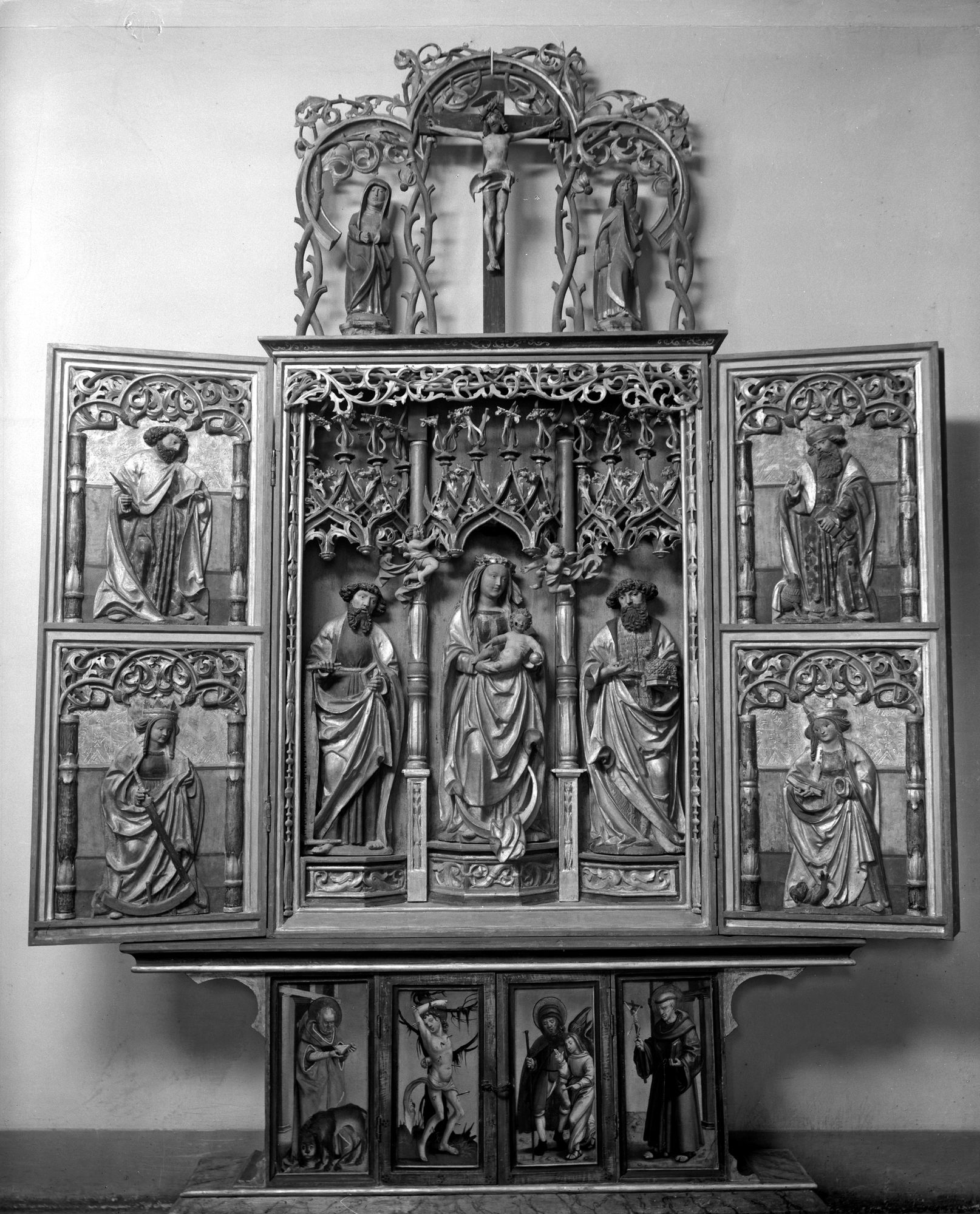 Chiesa San Simon. L' altare dopo il restauro (negativo) di Gabinetto fotografico (XX)