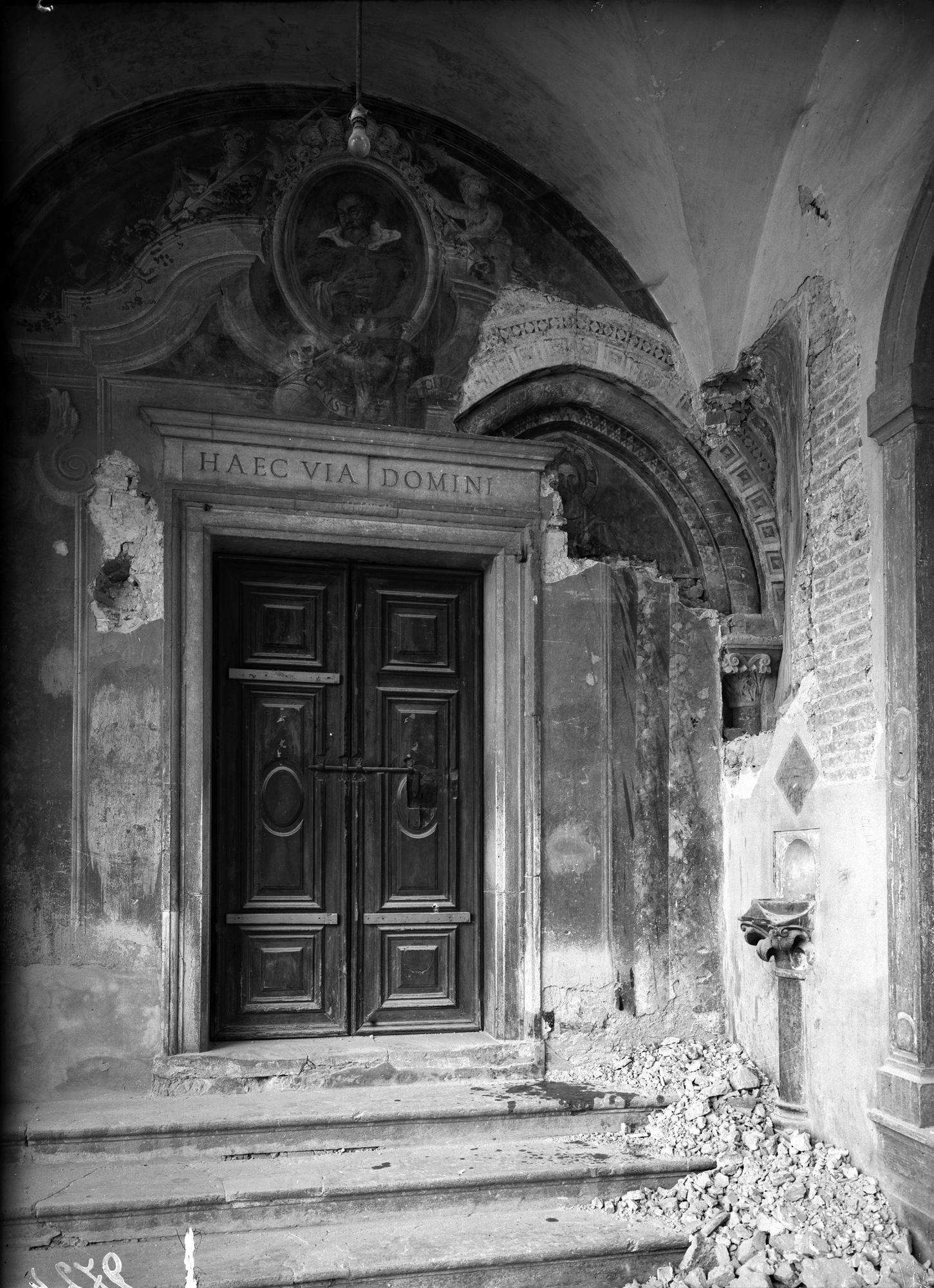 San Nicolò. Porta verso il seminario (negativo) di Gabinetto fotografico (XX)