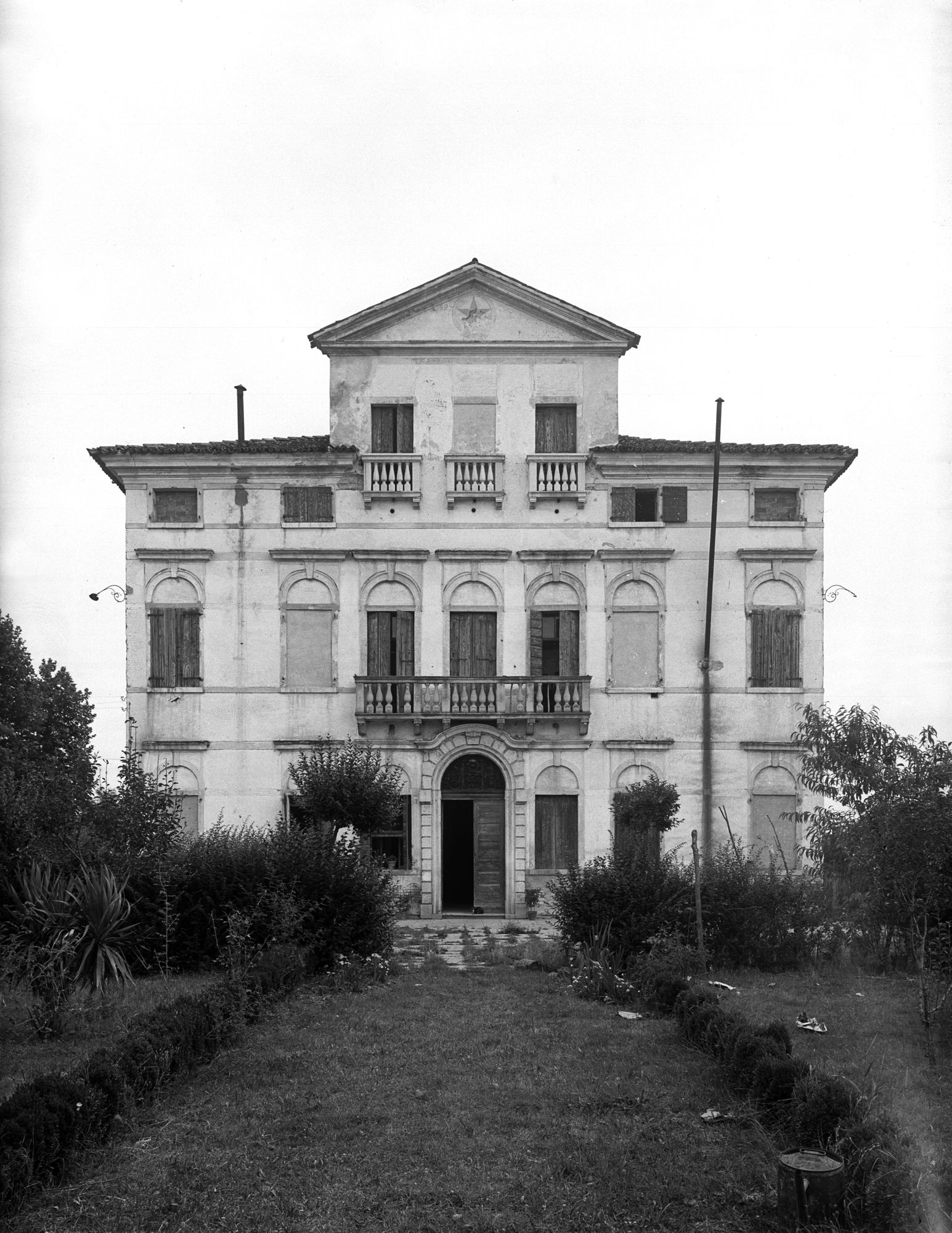 Villa Manolesso. La retrofacciata (negativo) di Gabinetto fotografico (XX)