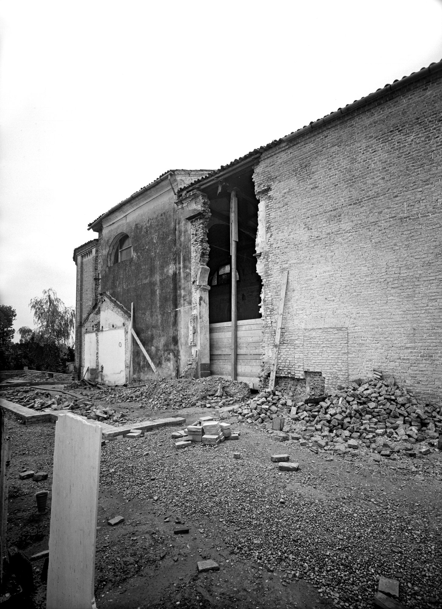 Duomo. Veduta esterna durante i lavori (negativo) di Gabinetto fotografico (XX)