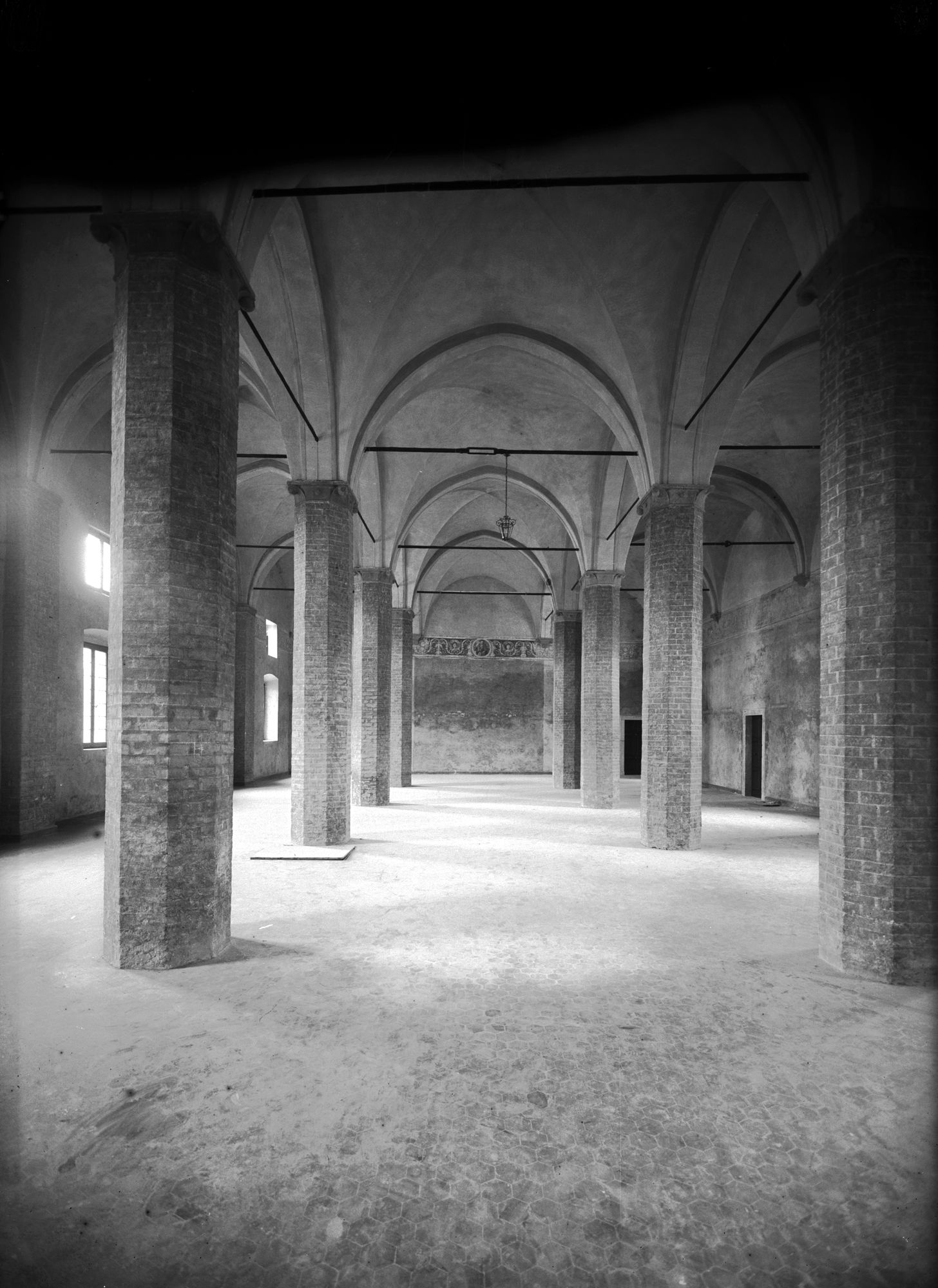 Convento di Santa Giustina. Refettorio dopo il restauro (negativo) di Gabinetto fotografico (XX)