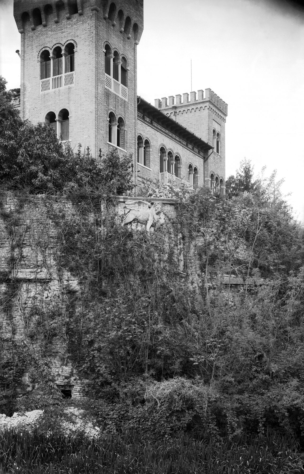 Il leone veneto nel bastione di San Paolo (negativo) di Gabinetto fotografico (XX)