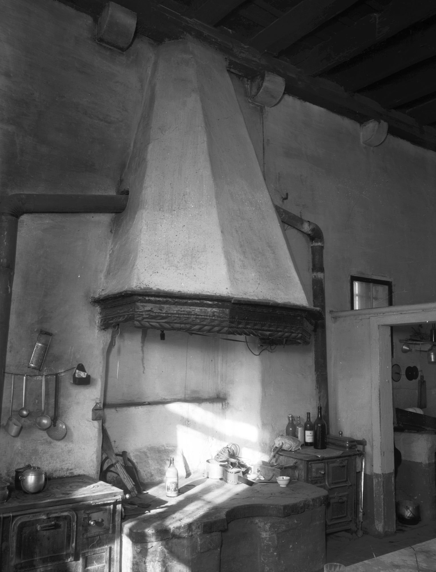 Casa Pisan. Caminetto (negativo) di Gabinetto fotografico (XX)