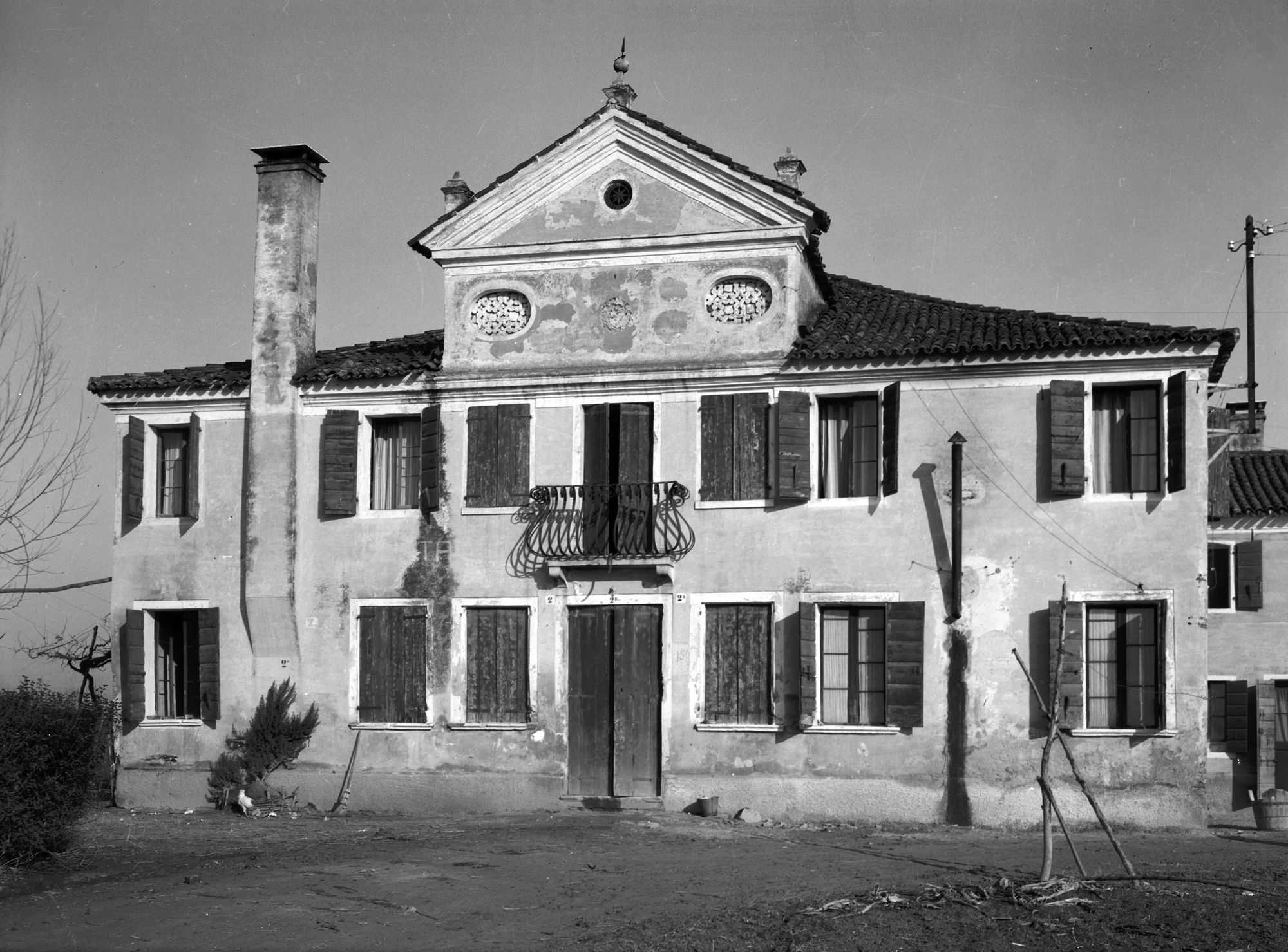 Casa Mulinari. Facciata (negativo) di Gabinetto fotografico (XX)